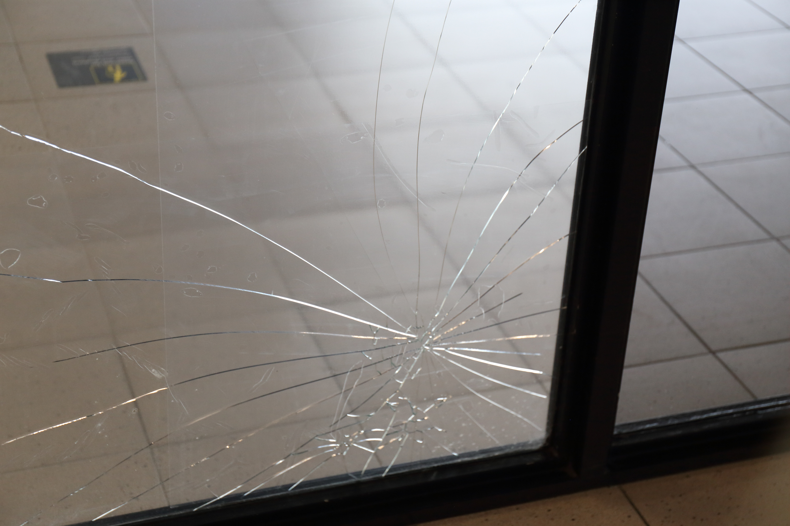 ガラス交換 長久手市 | ガラス修理のご相談は修理の窓口長久手市